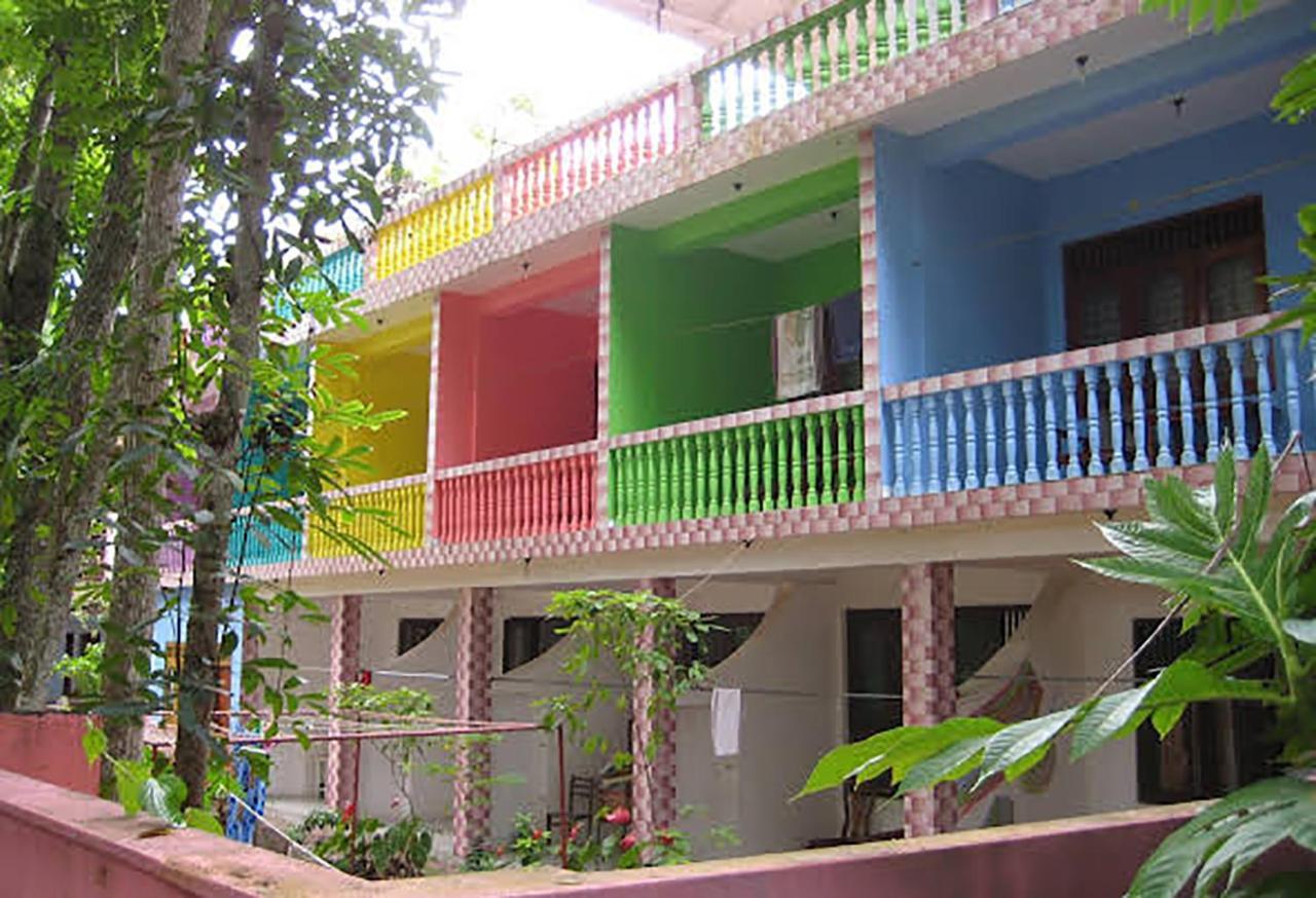 Hotel Santis Hikkaduwa Exteriér fotografie